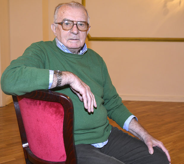 Бескрајни песнички круг